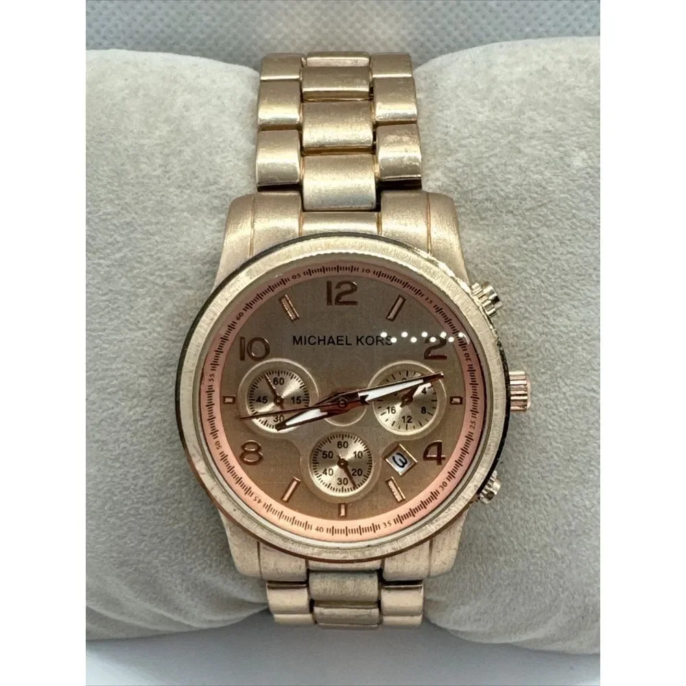 Michael Kors MK769126 Women's Rose Gold Stainless Steel Analog Dial Watch JNA747
